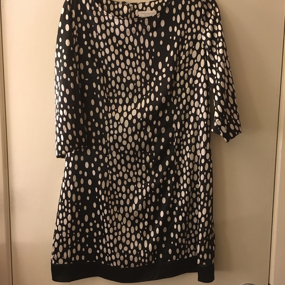 Black and white dotted tunic